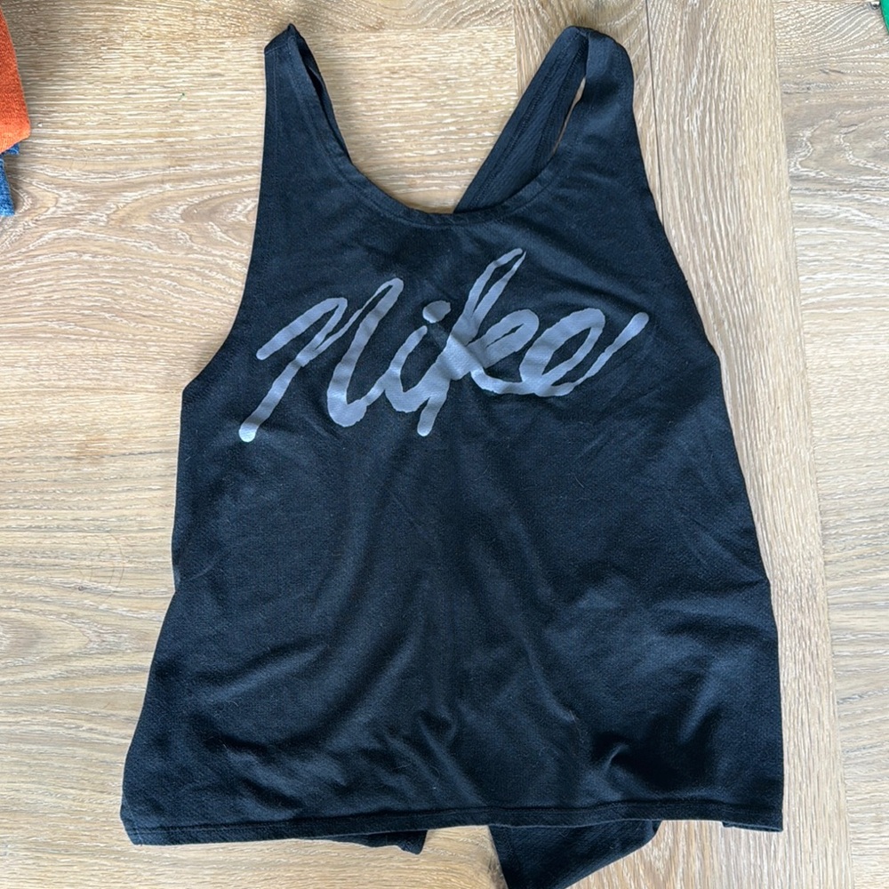 Nike Black Cross-Back Tank